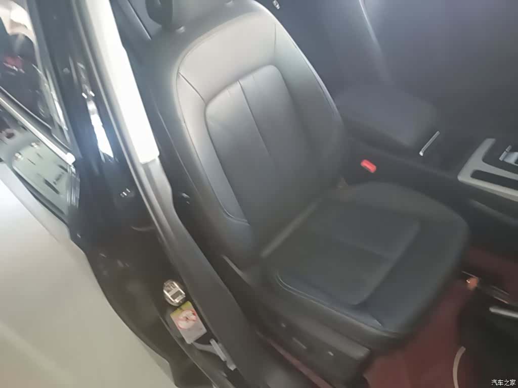 Audi Q5L, 2021 25