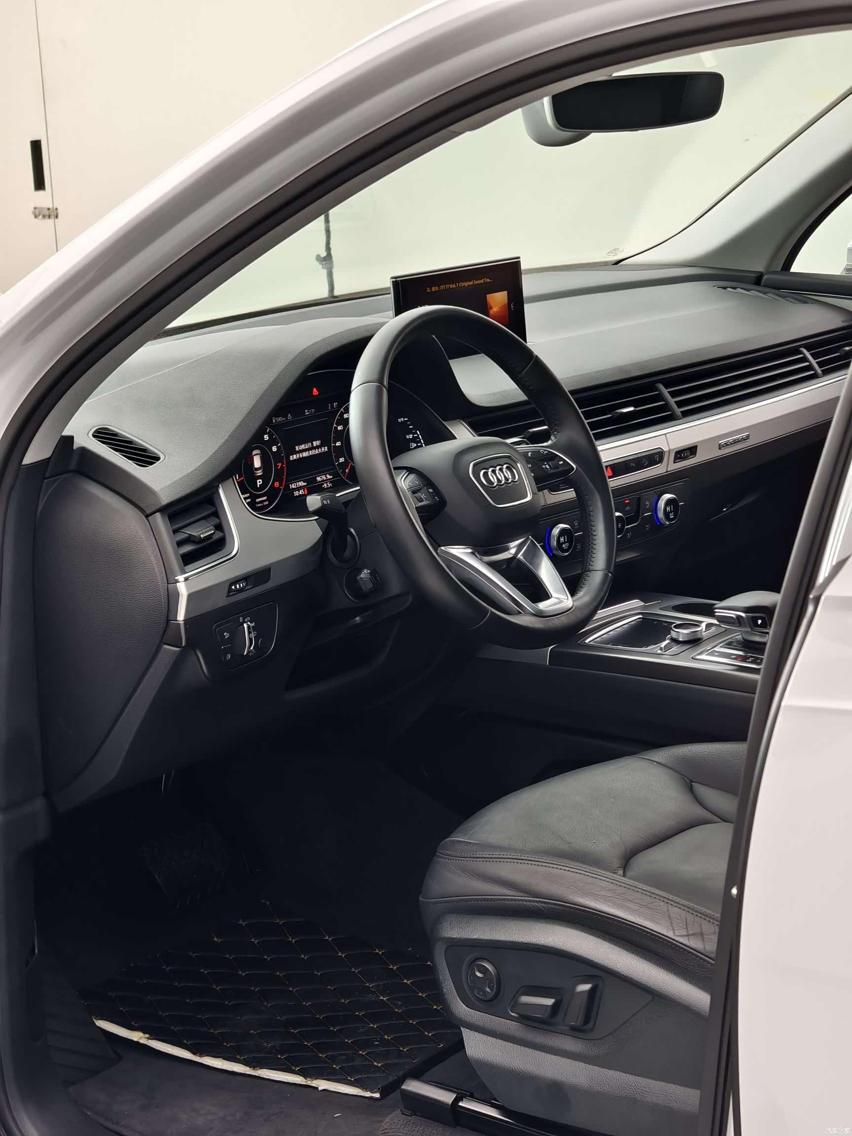 Audi Q7, 2016 все фото