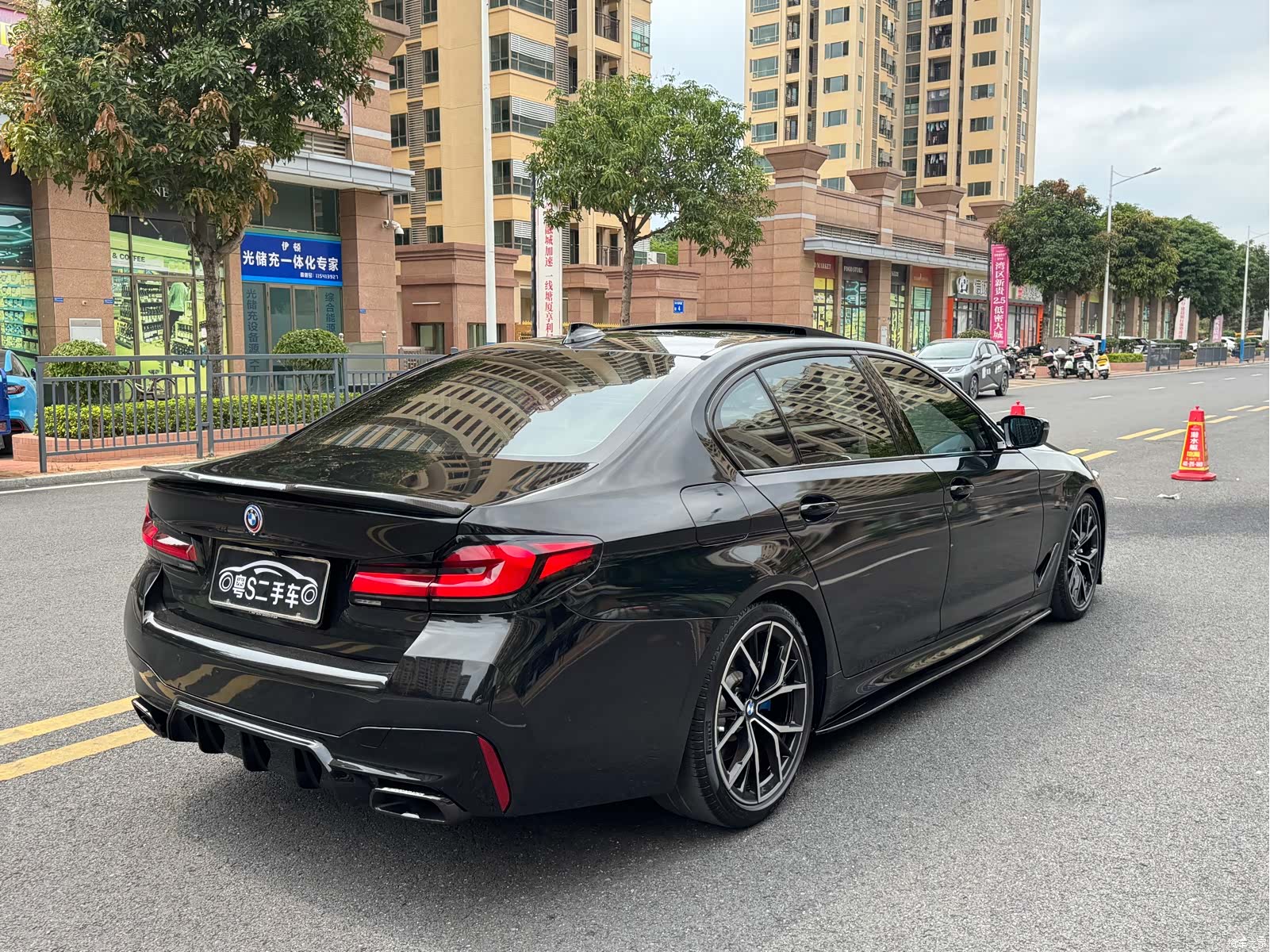 BMW 5 Series, 2020 все фото