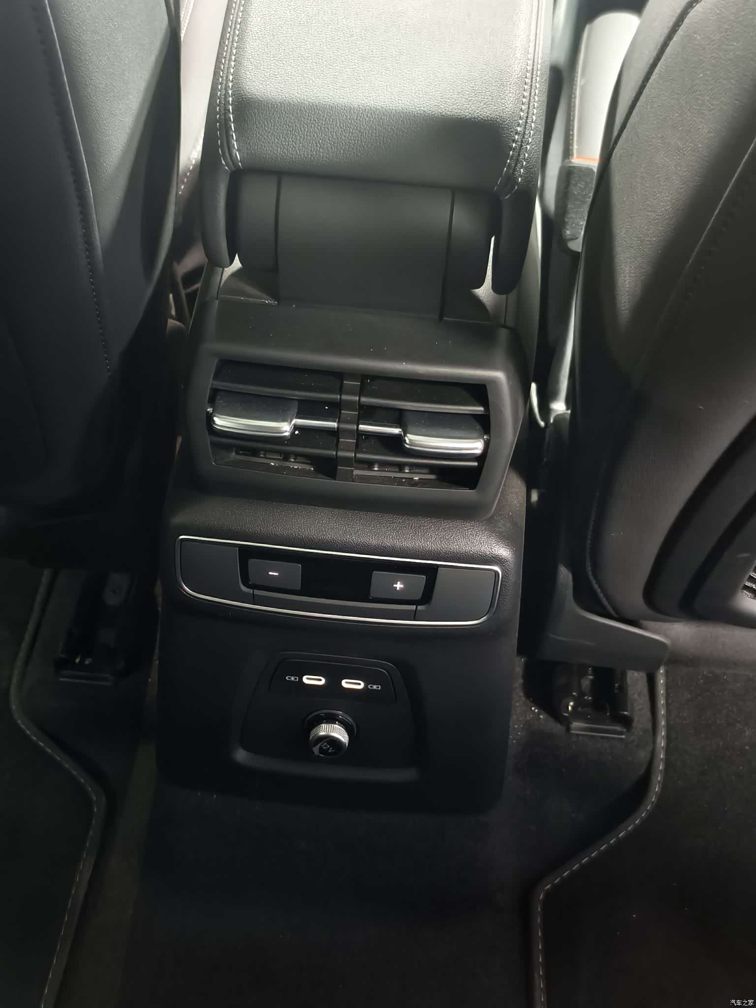 Audi Q4 e-tron, 2023 17