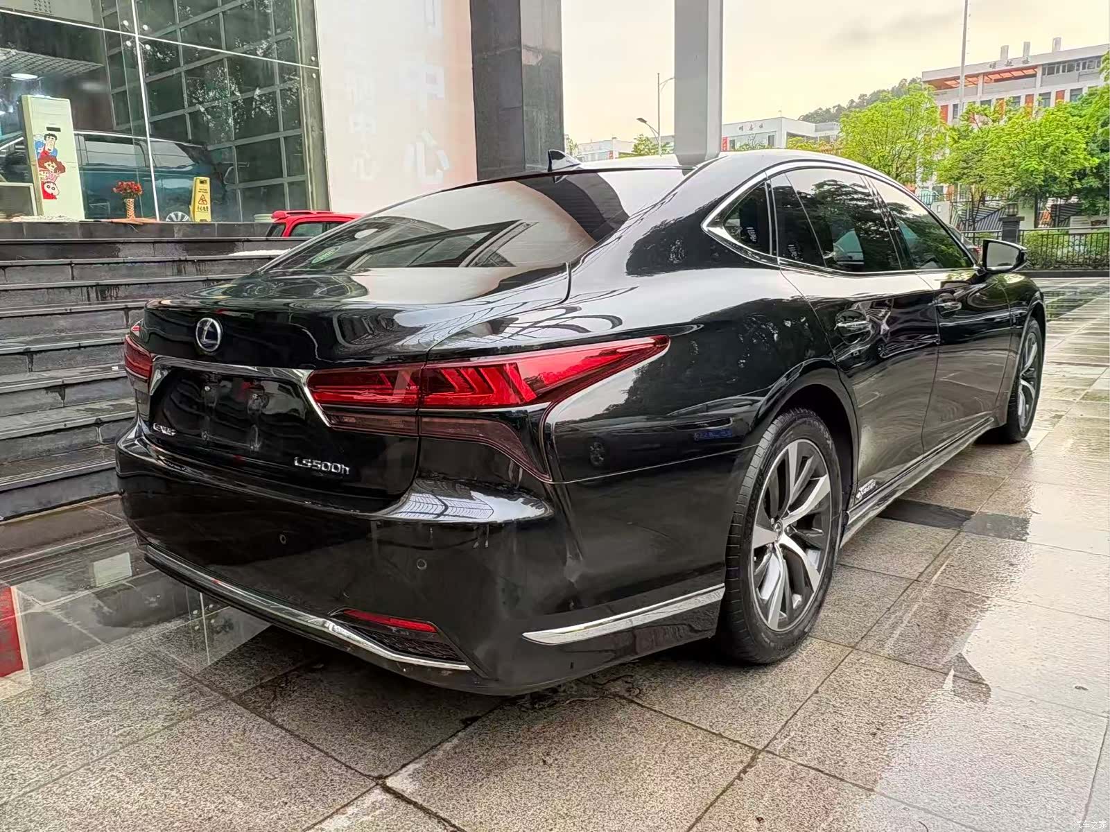 Lexus LS, 2021 8