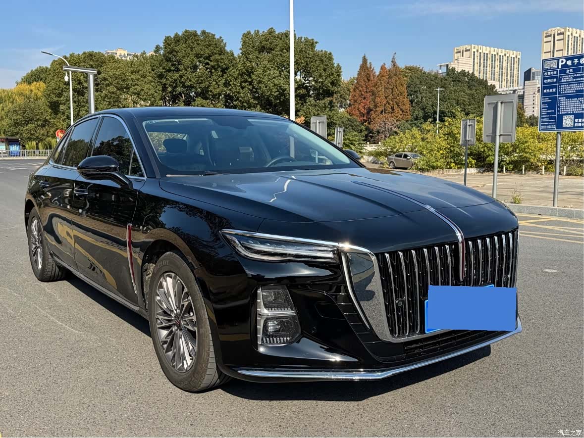 Hongqi H5, 2023 4