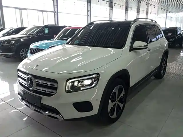 Mercedes-Benz GLB 2022 — купить из Китая под заказ