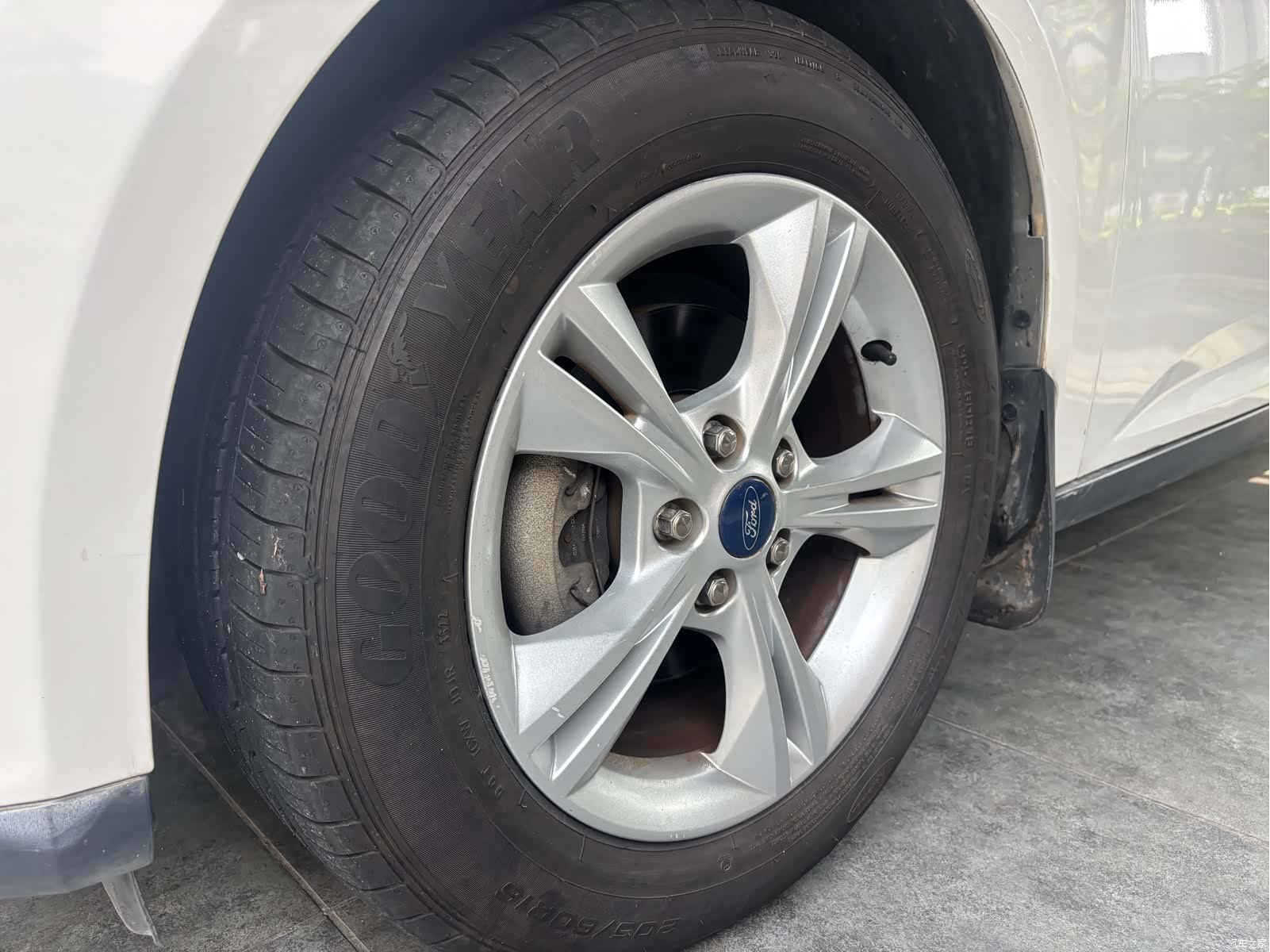 Ford Focus, 2013 15