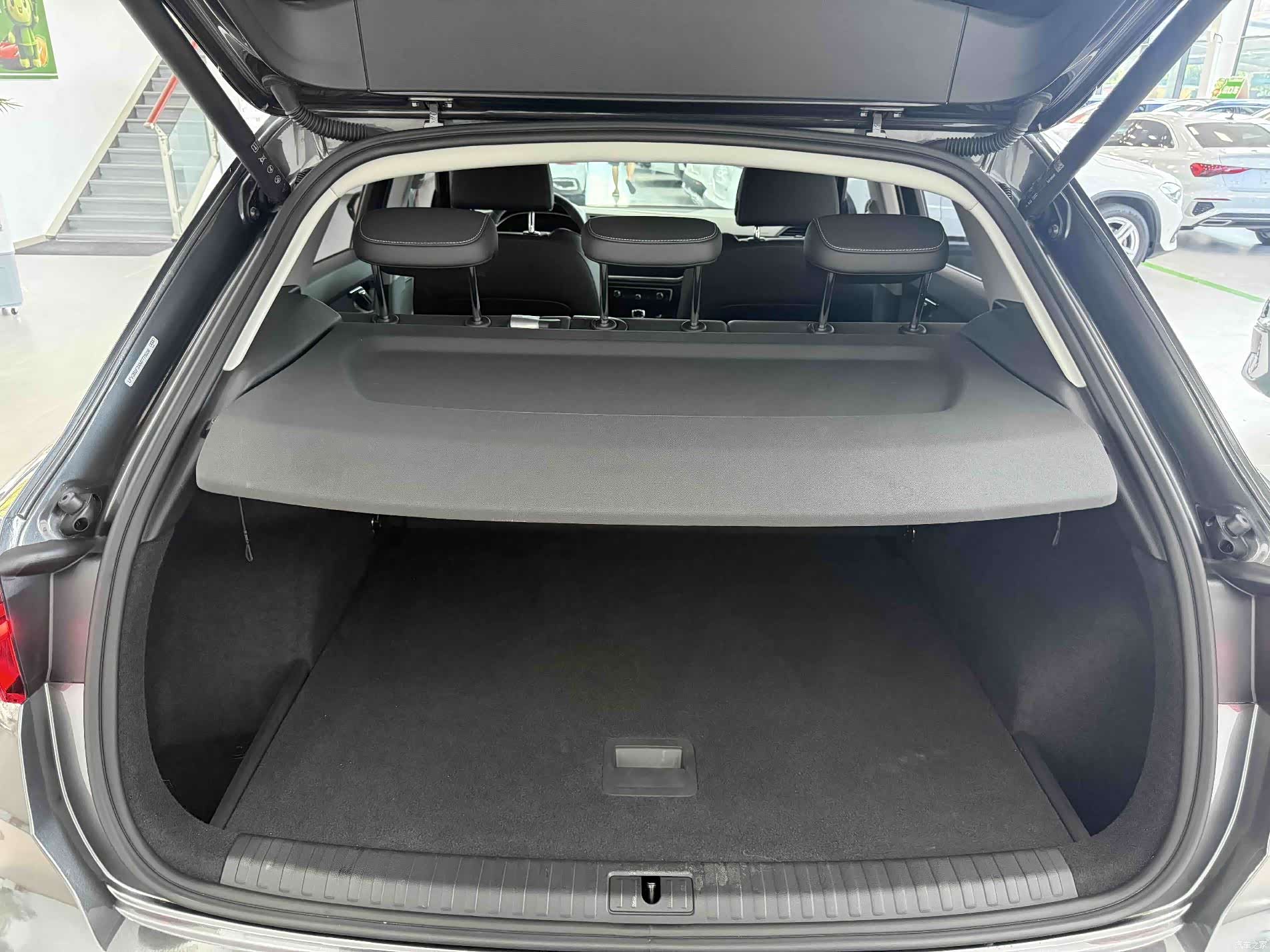 Audi Q3, 2022 19