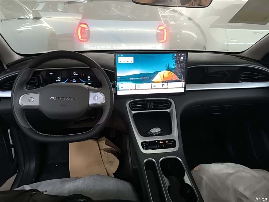 Geely Xingyuan, 2025 10