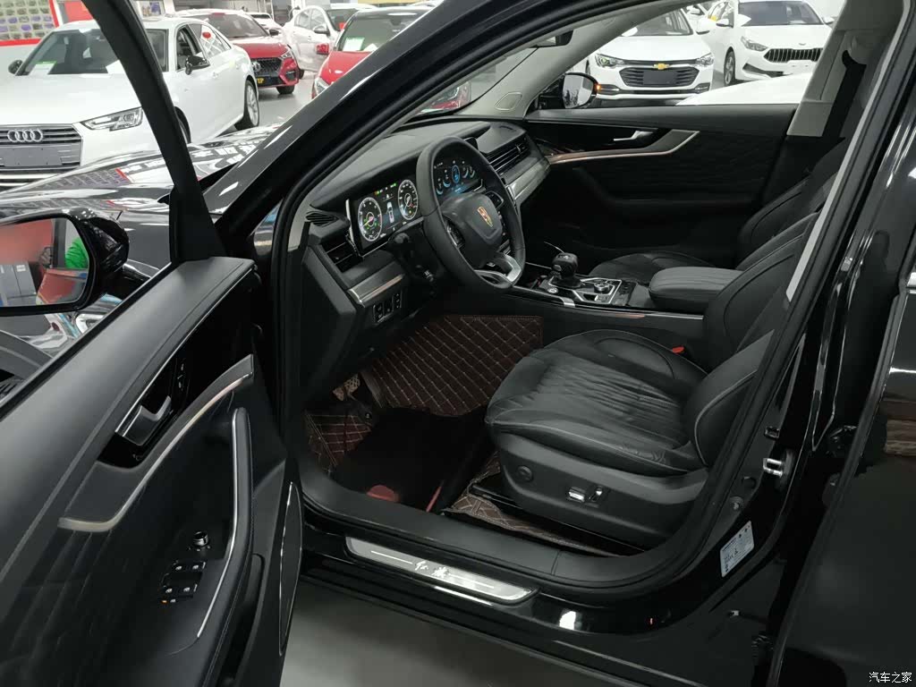 Hongqi HS5, 2022 12