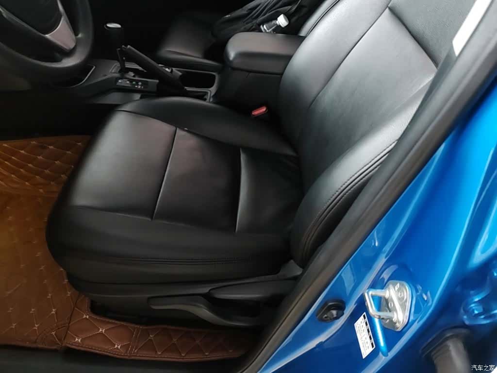 Toyota RAV4, 2018 15