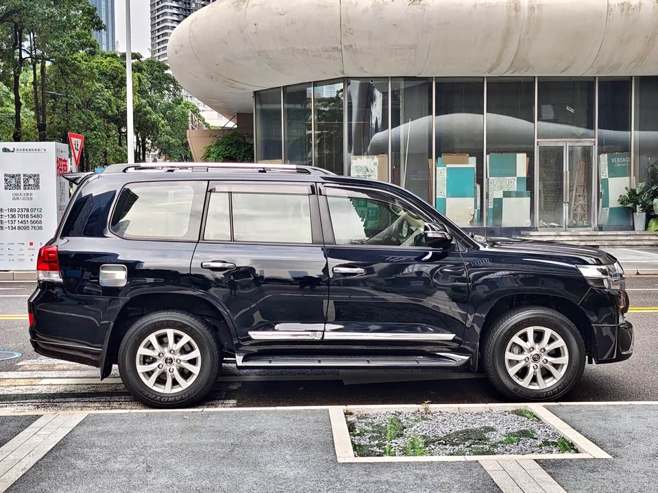 Toyota Land Cruiser Toyota Land Cruiser