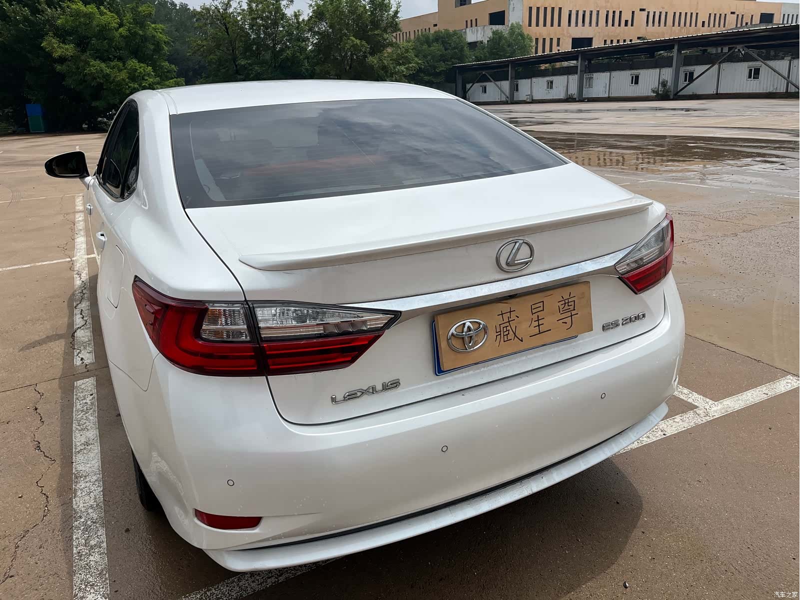 Lexus ES, 2016 7
