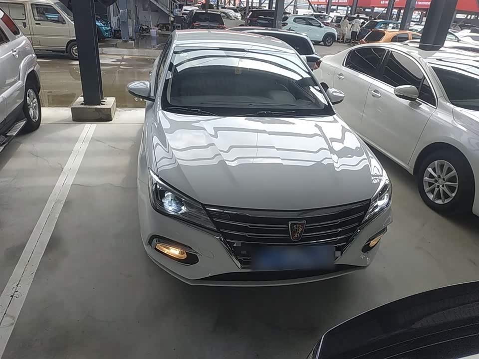 Roewe i5 Roewe i5