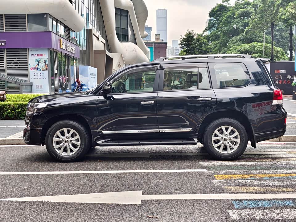 Toyota Land Cruiser Toyota Land Cruiser