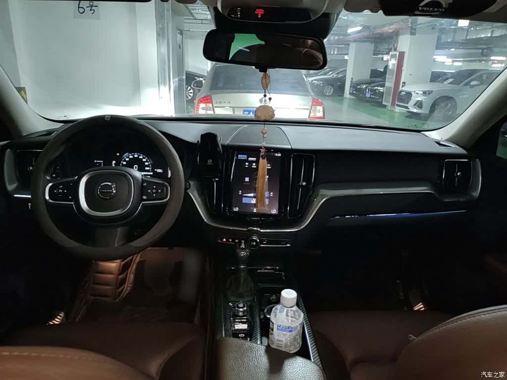 Volvo XC60, 2019 10