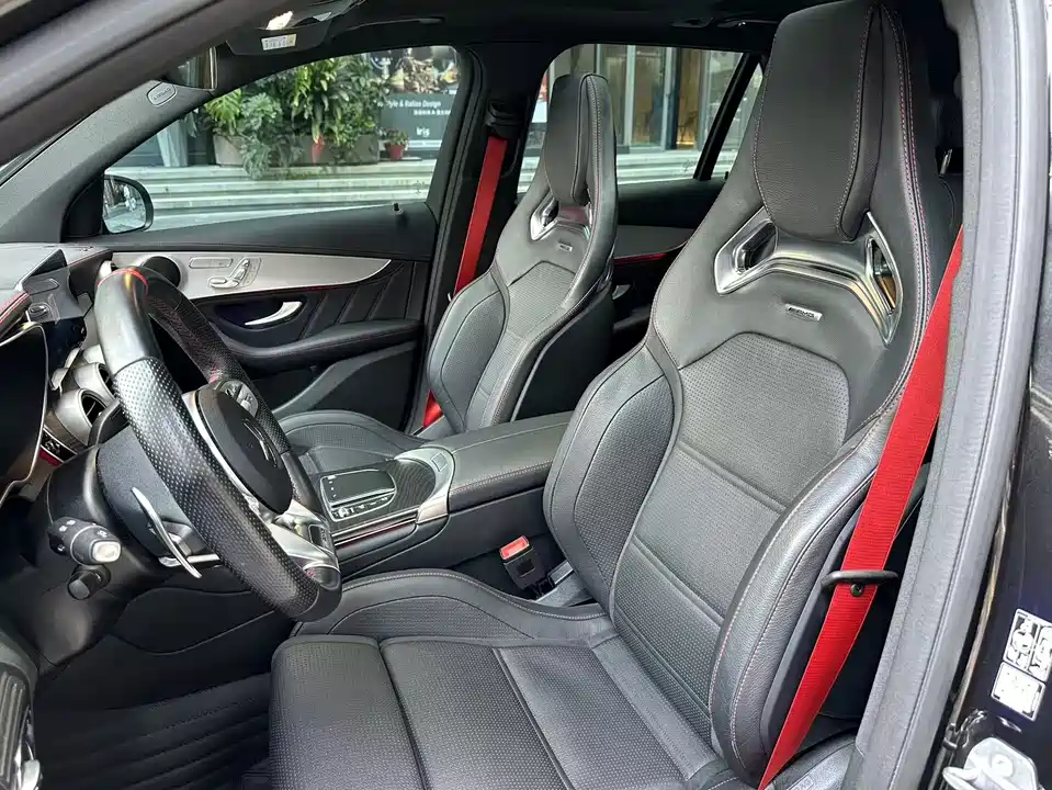 Mercedes-Benz GLC AMG