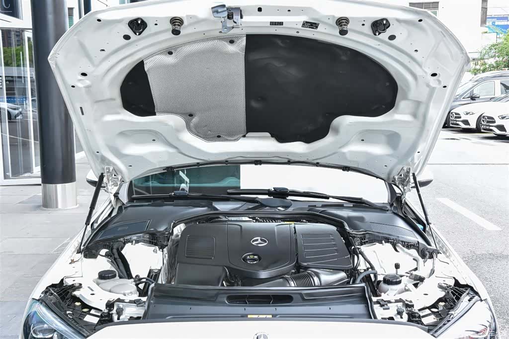 Mercedes-Benz C-Class, 2022 8