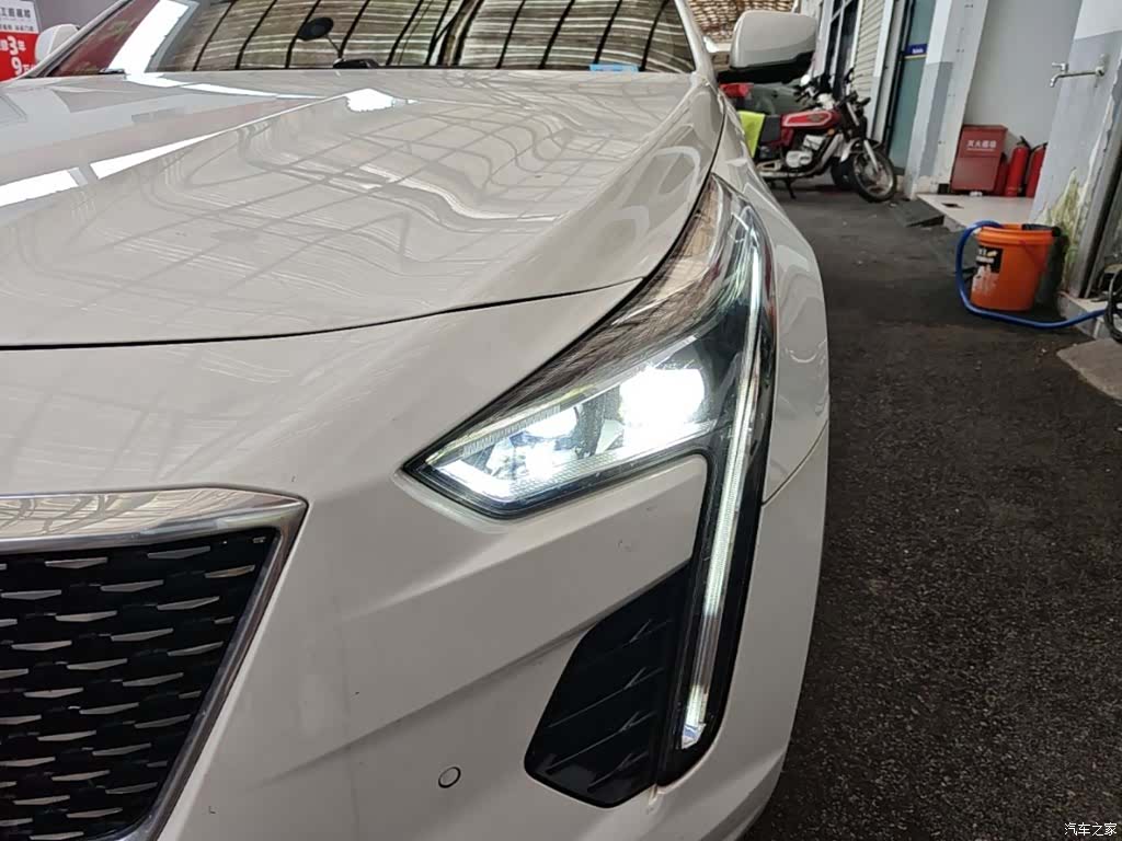 Cadillac CT6, 2021 24
