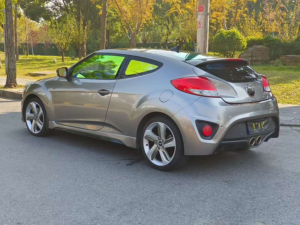 Hyundai Veloster
