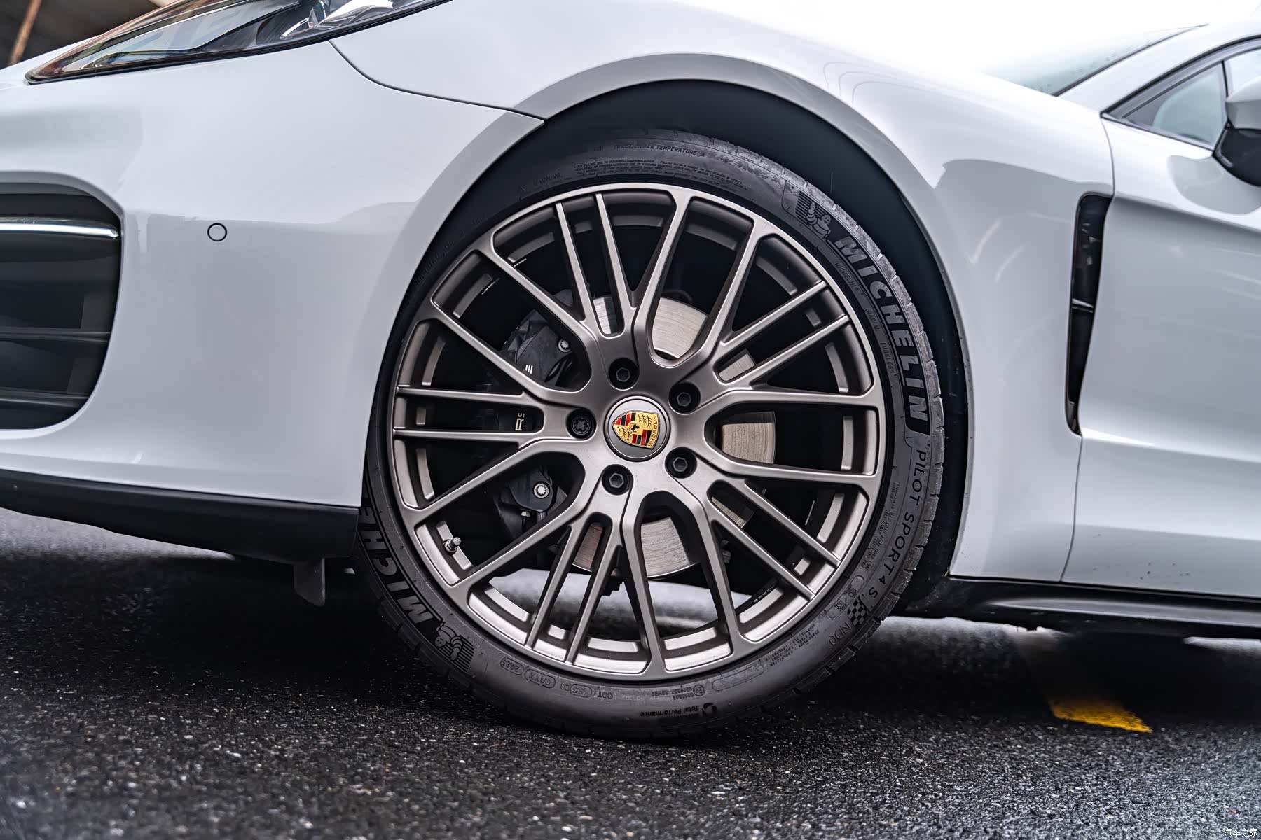 Porsche Panamera, 2024 4