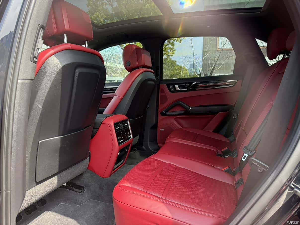 Porsche Cayenne, 2022 10