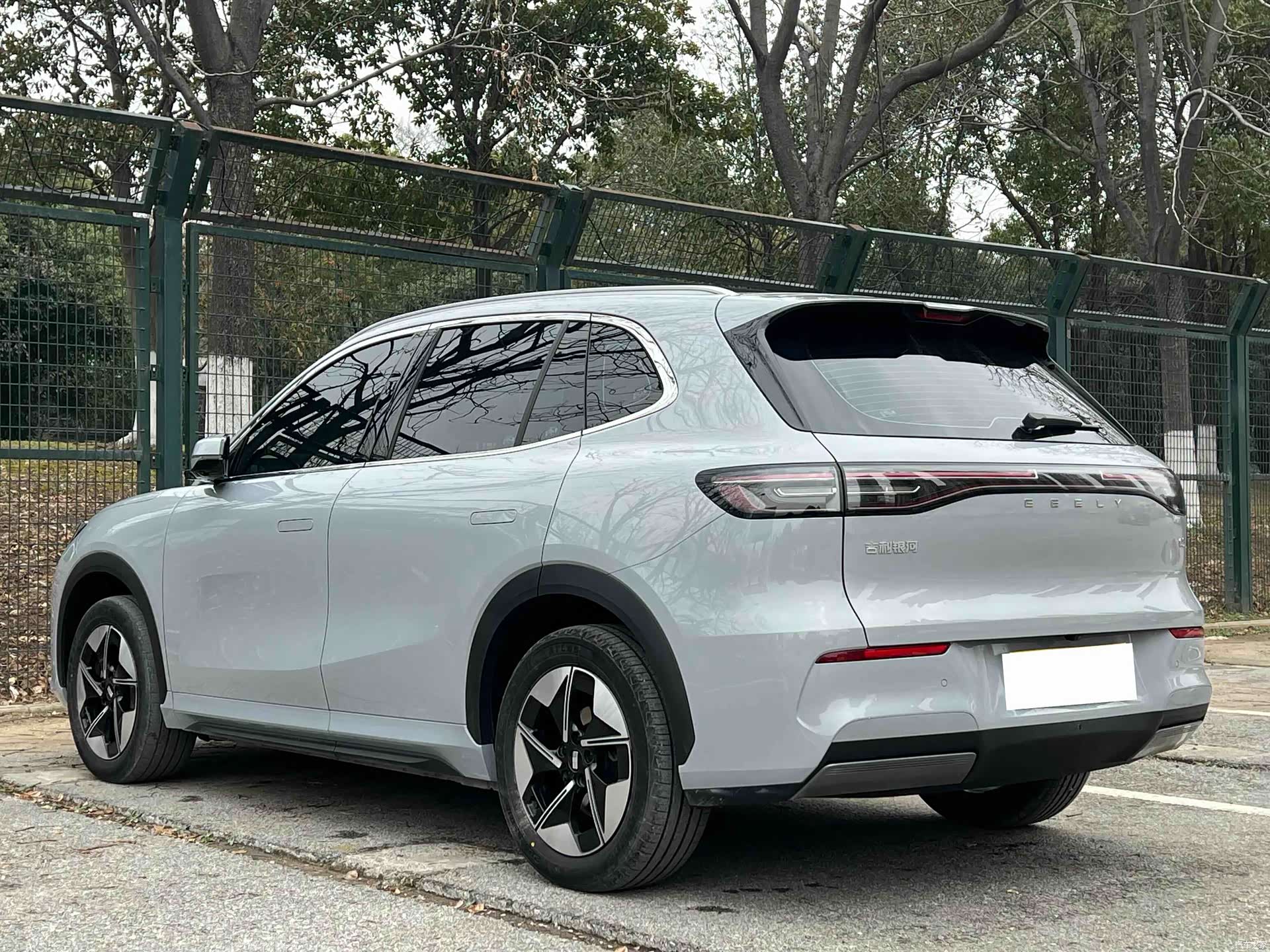 Geely Galaxy E5, 2025 16