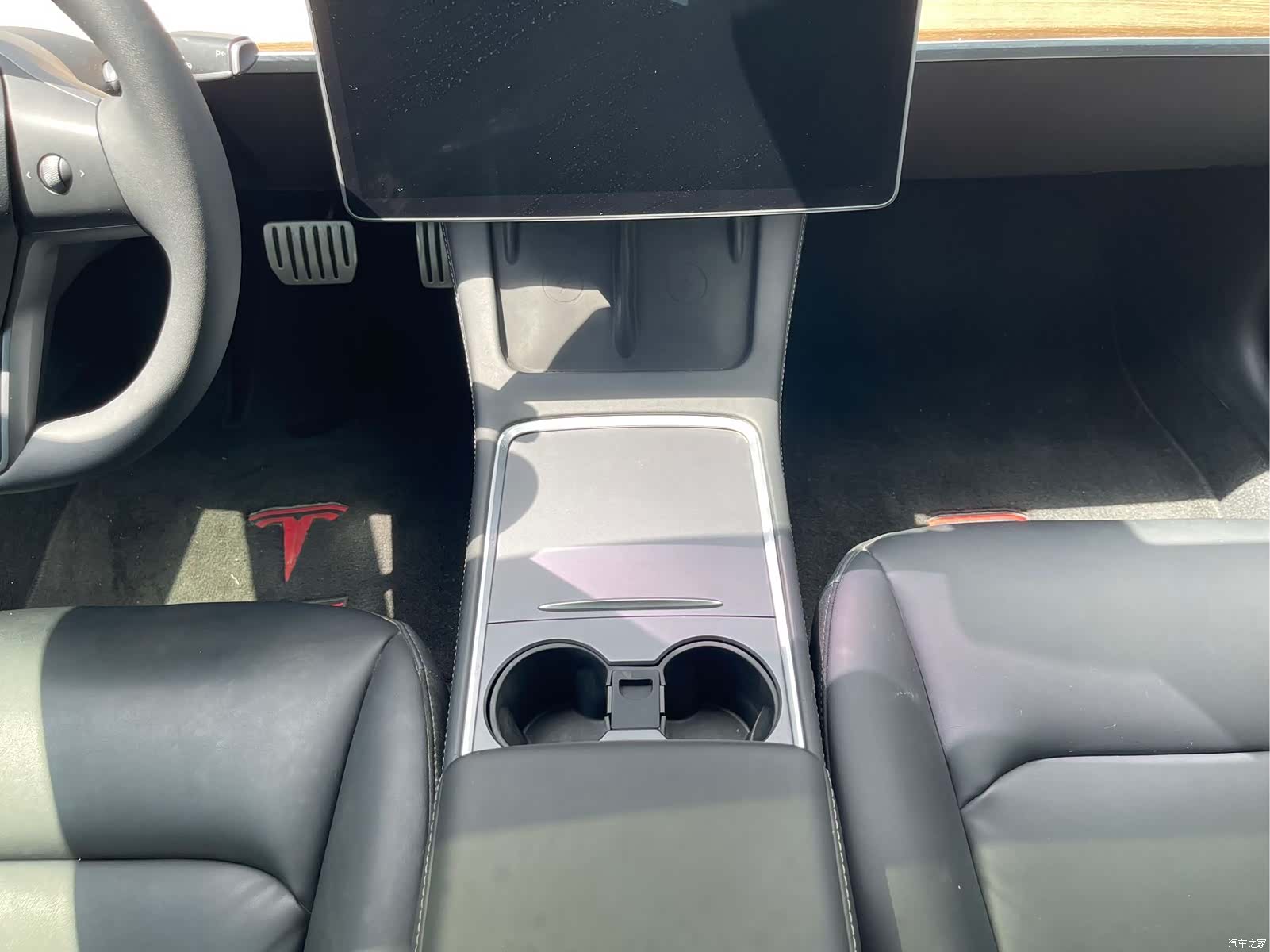Tesla Model 3, 2022 14