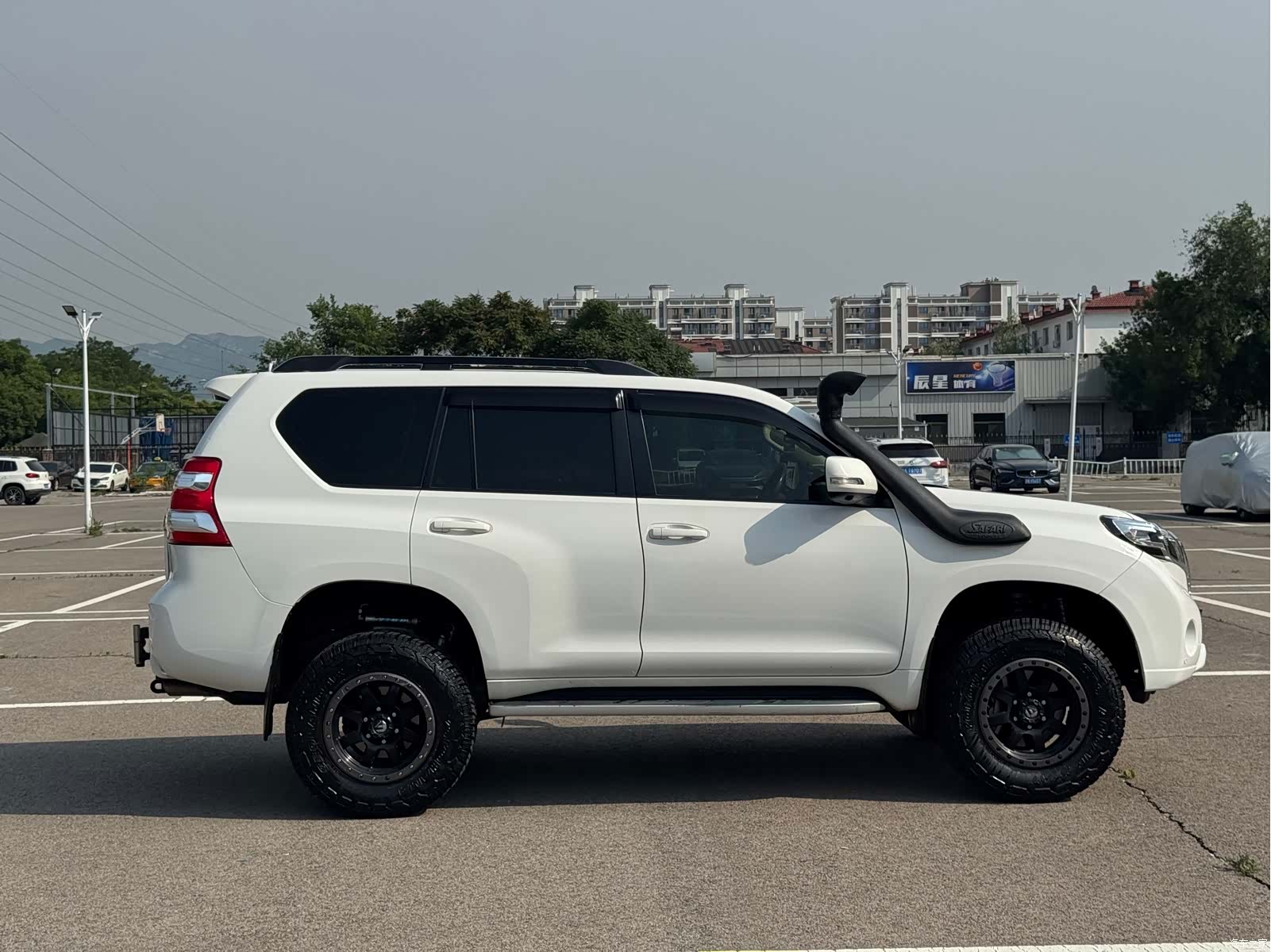 Toyota Prado, 2014 10
