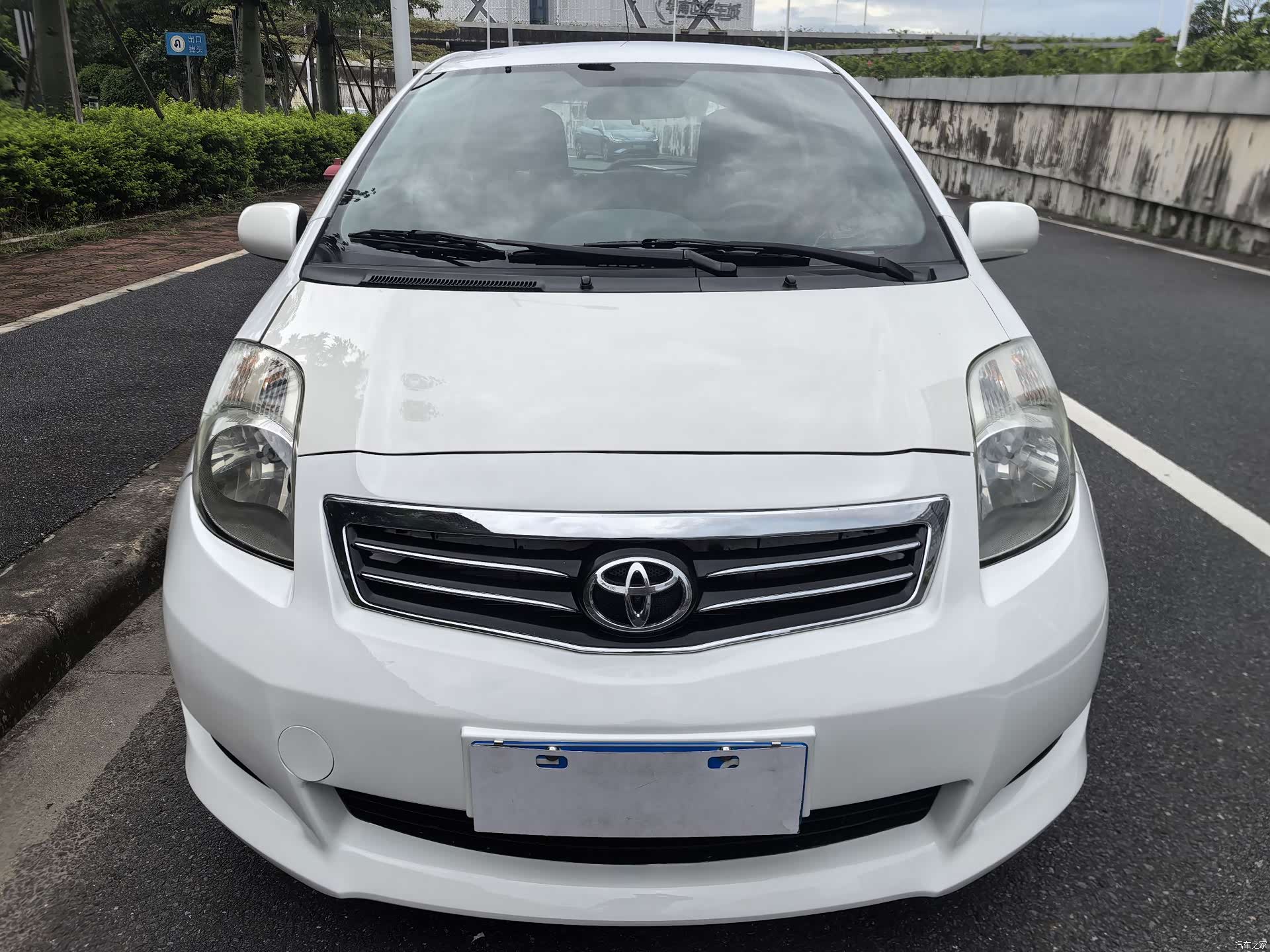 Toyota 1.6GS, 2012 3
