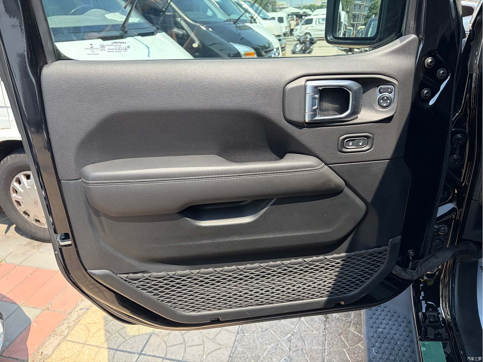 Jeep Wrangler, 2022 21
