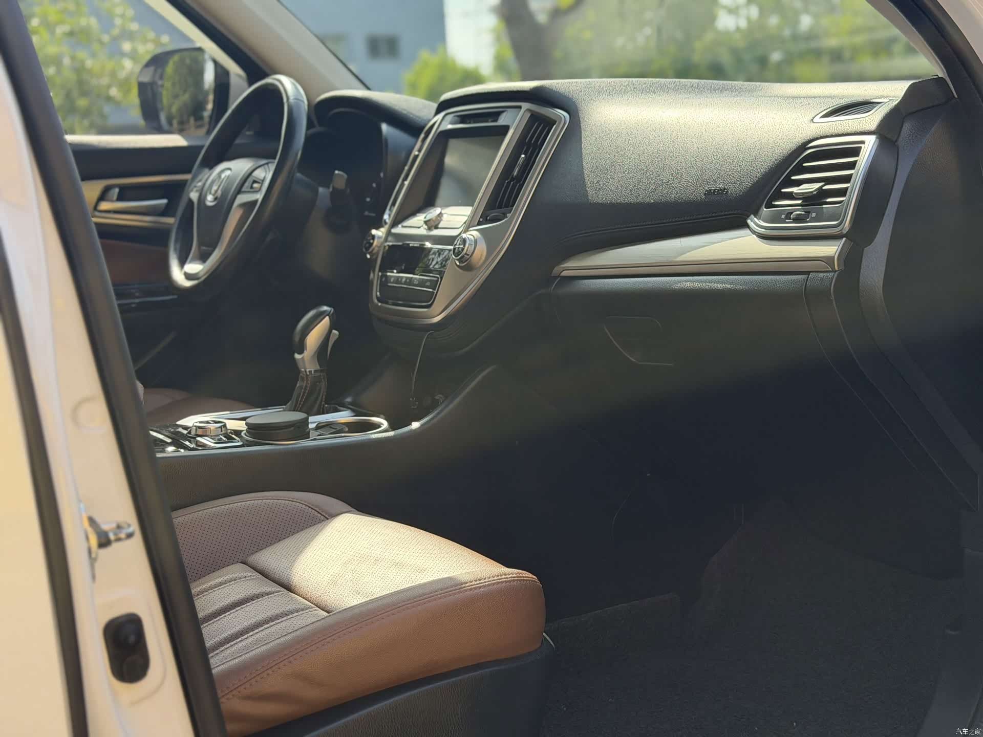 Changan CS95, 2017 4
