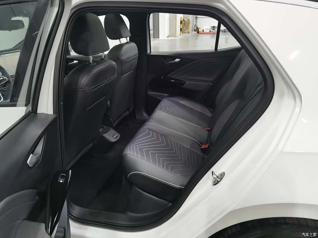 Volkswagen ID.3, 2025 15