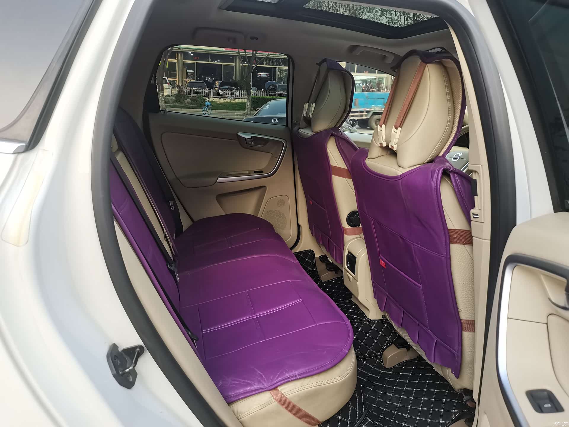 Volvo XC60, 2011 23