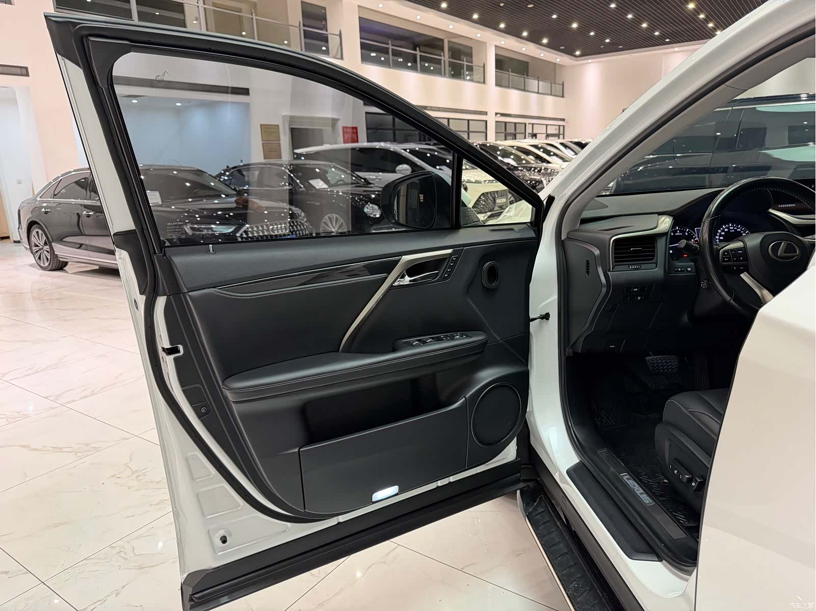 Lexus RX, 2018 7