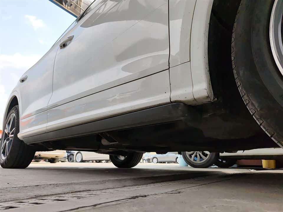 Audi Q5L Audi Q5L