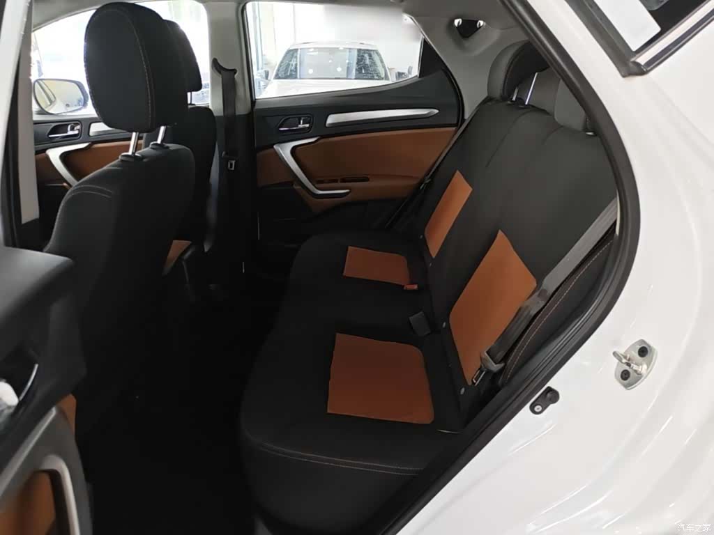 JAC S3, 2015 17