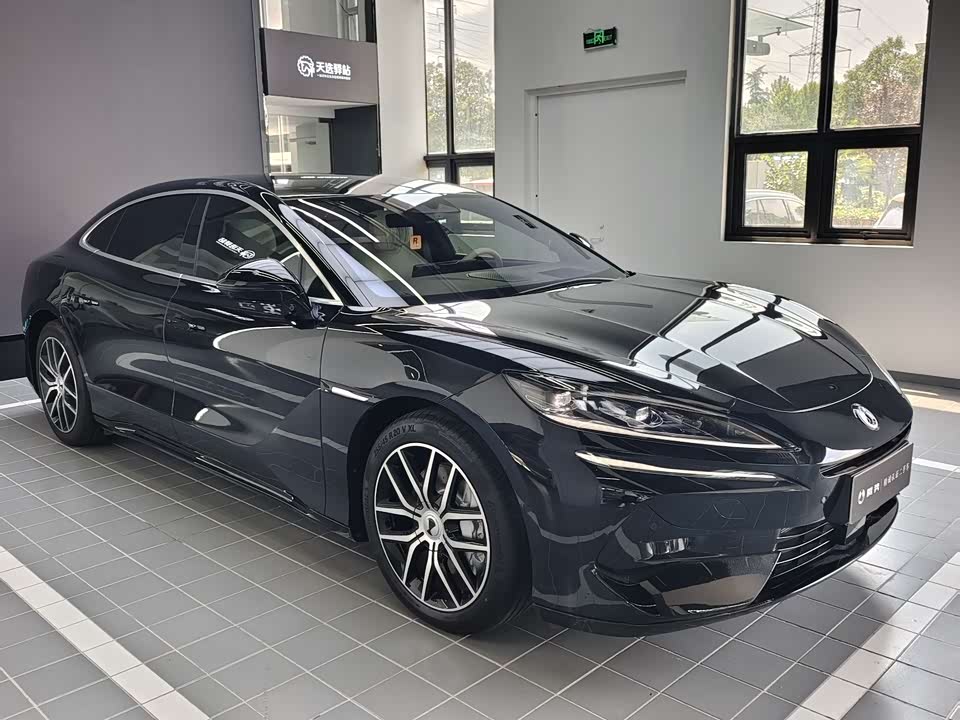 Denza Z9 Denza Z9