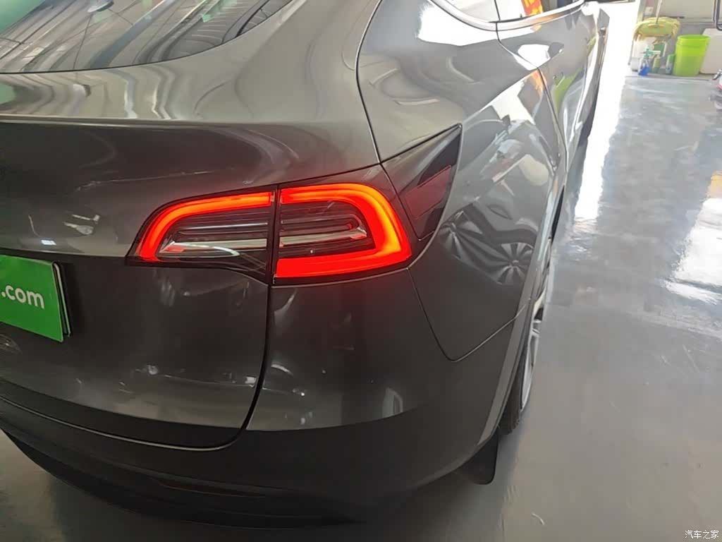 Tesla Model Y, 2021 8