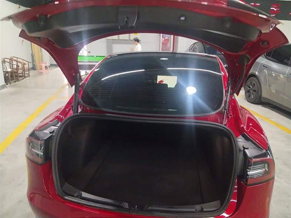 Tesla Model 3 Tesla Model 3