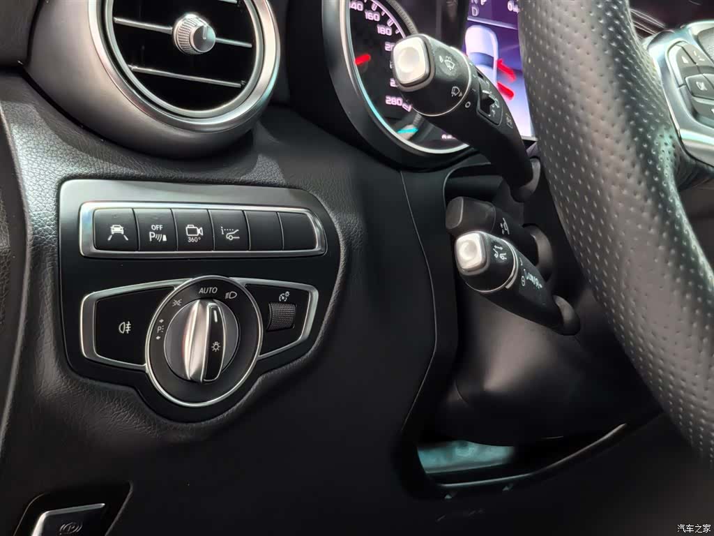 Mercedes-Benz GLC, 2018 10