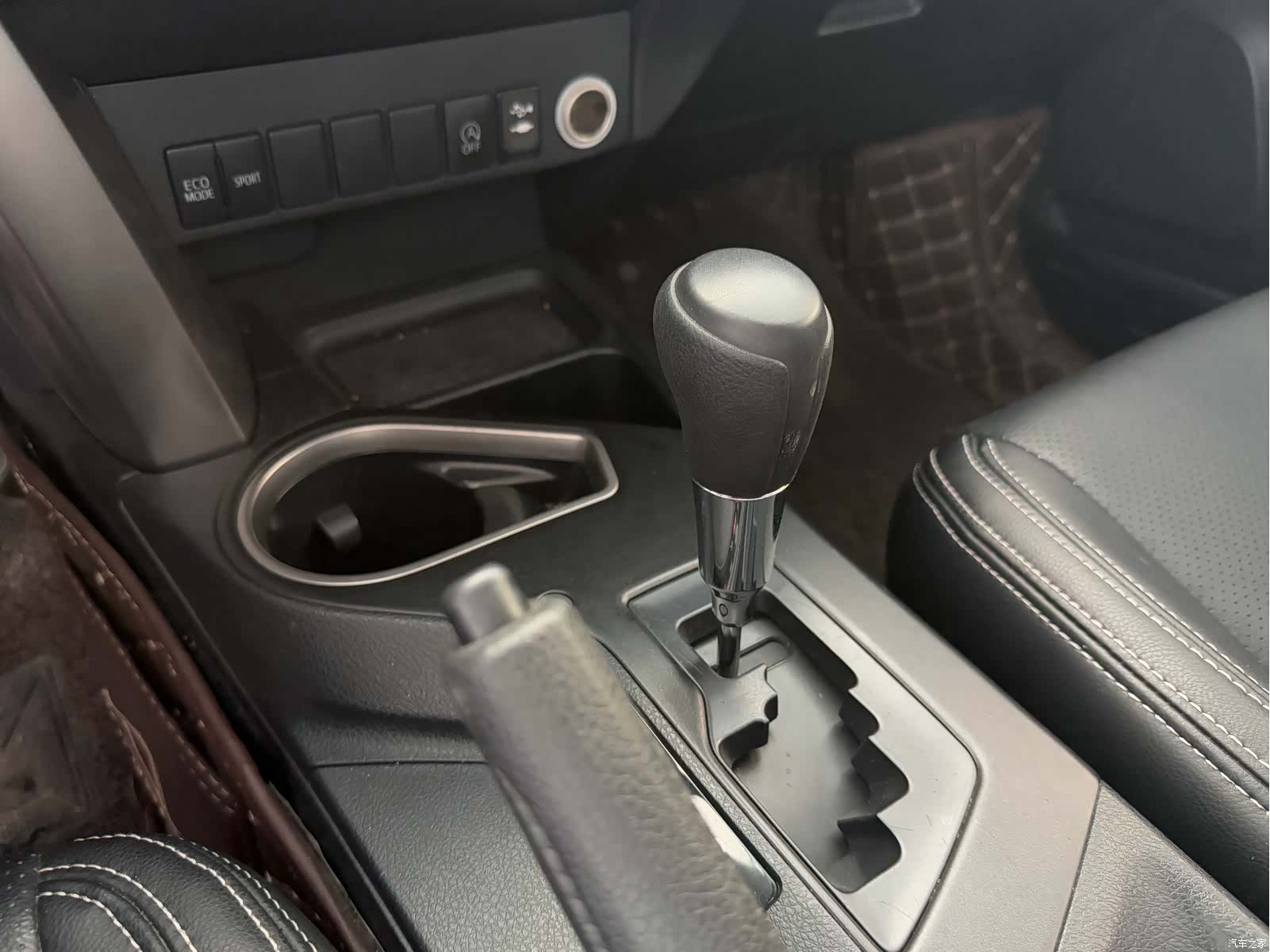 Toyota RAV4, 2018 8