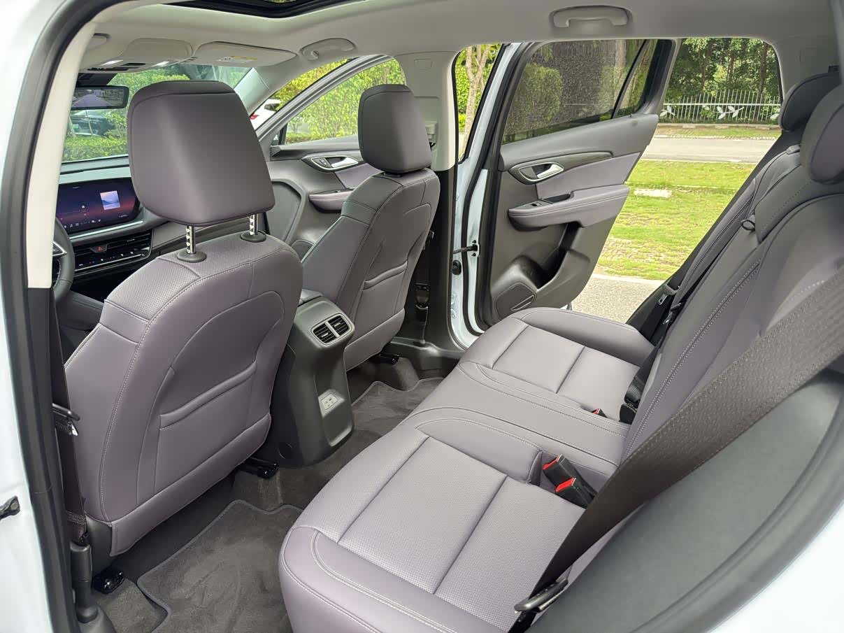 Buick Envision Plus, 2026 8