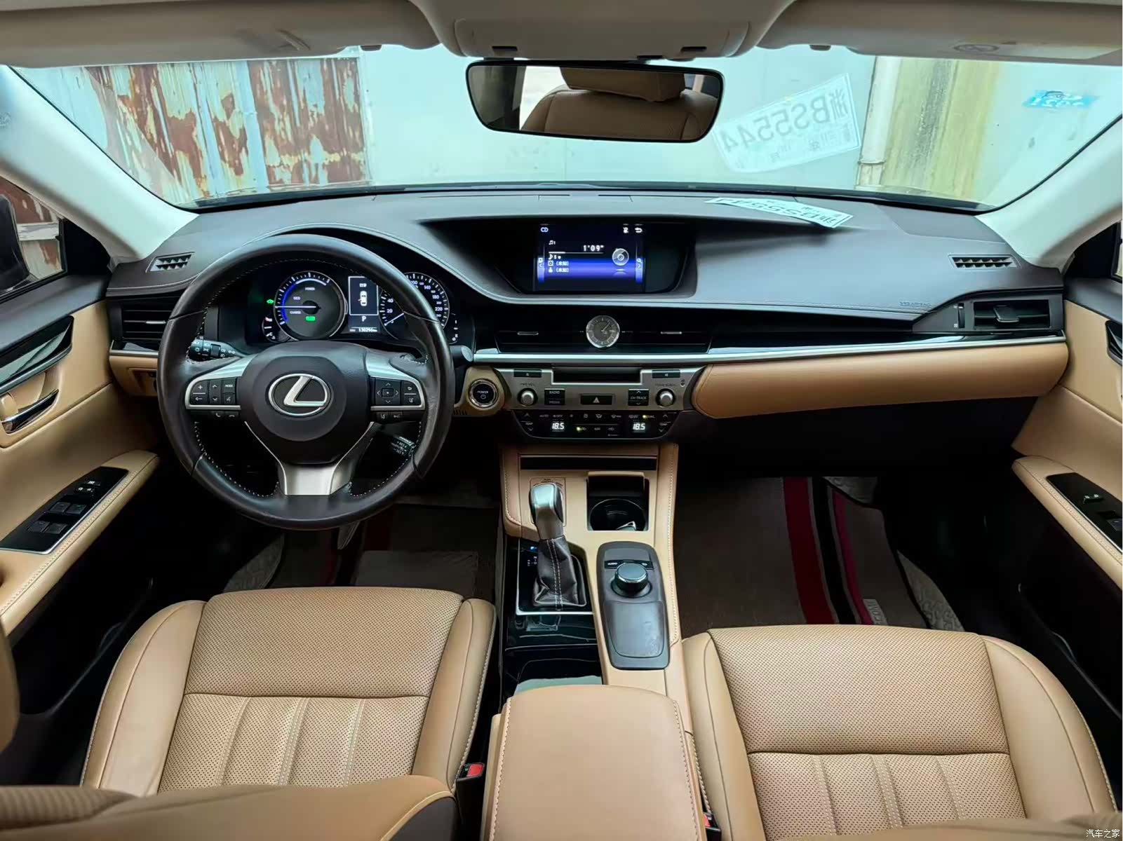 Lexus ES, 2017 8