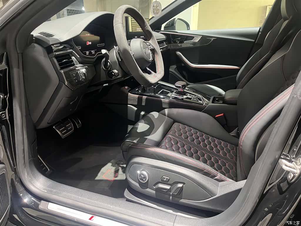 Audi RS, 2026 7