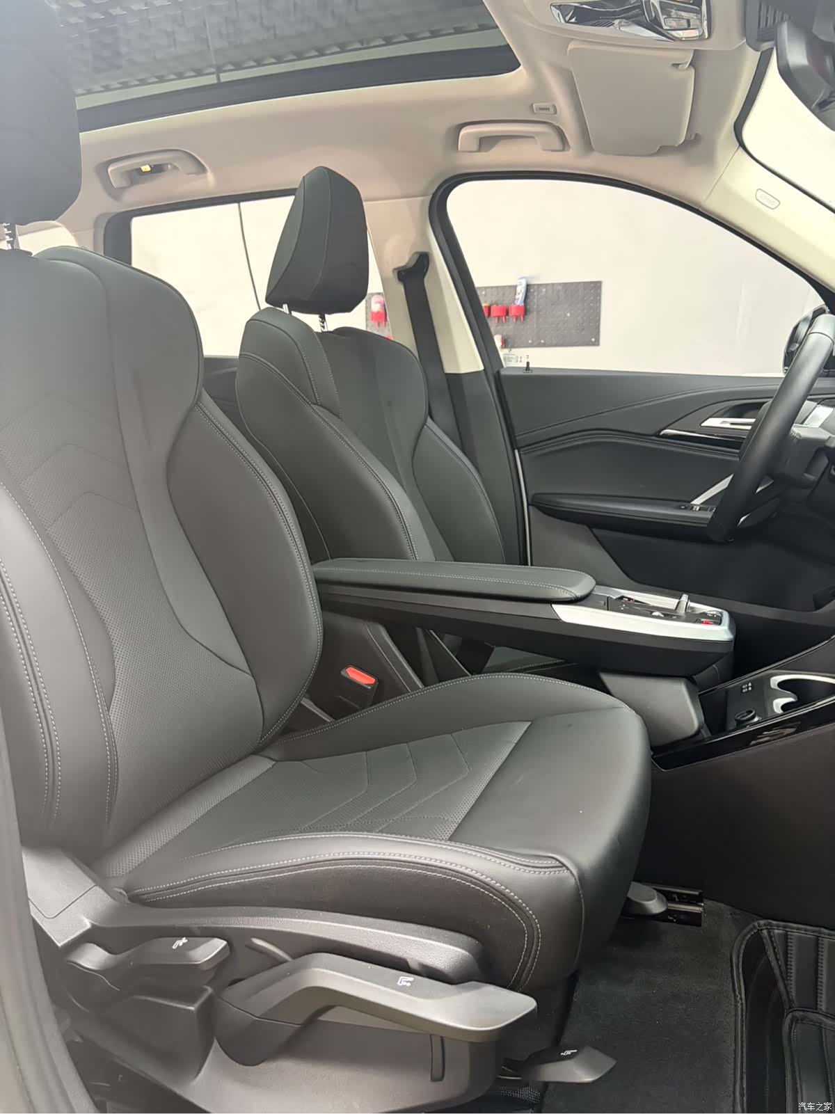 BMW X1, 2023 12