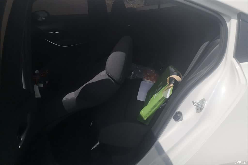 Toyota Corolla, 2022 11