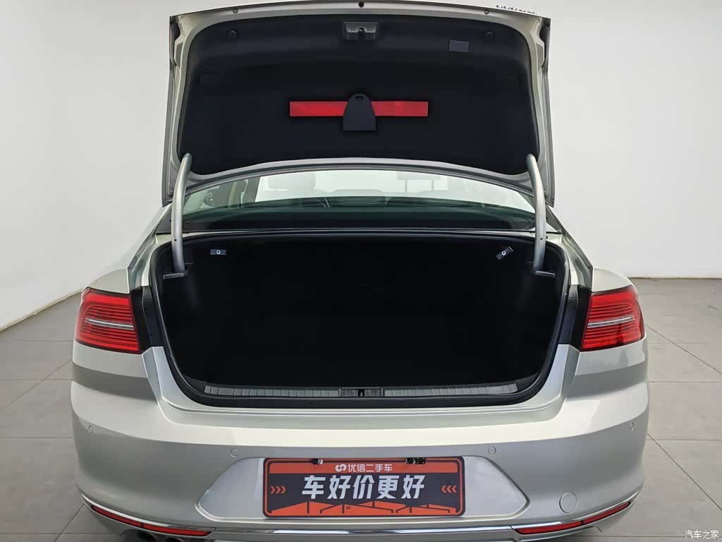 Volkswagen Magotan, 2017 16