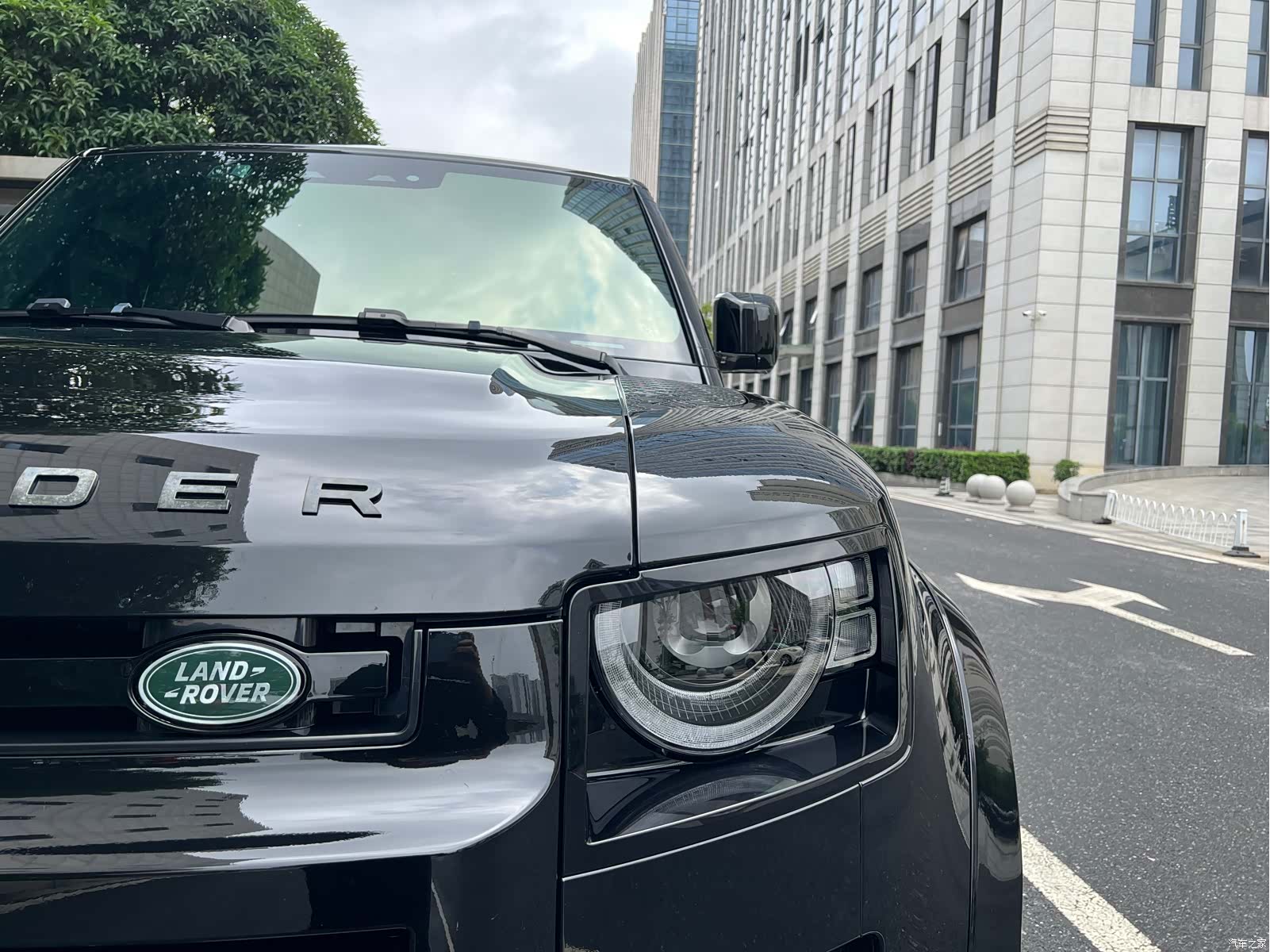 Land Rover Defender, 2024 14