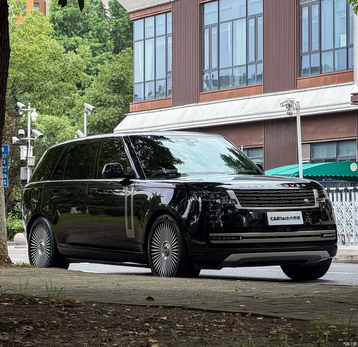 Land Rover Range Rover, 2023 3