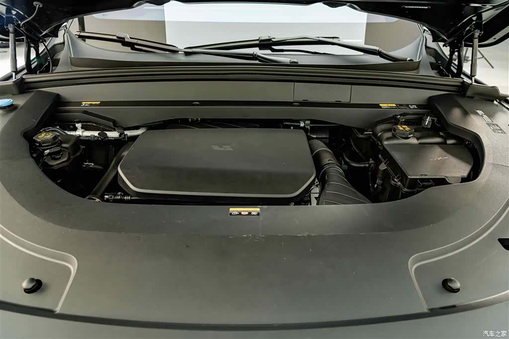 Li Auto L7, 2024 26
