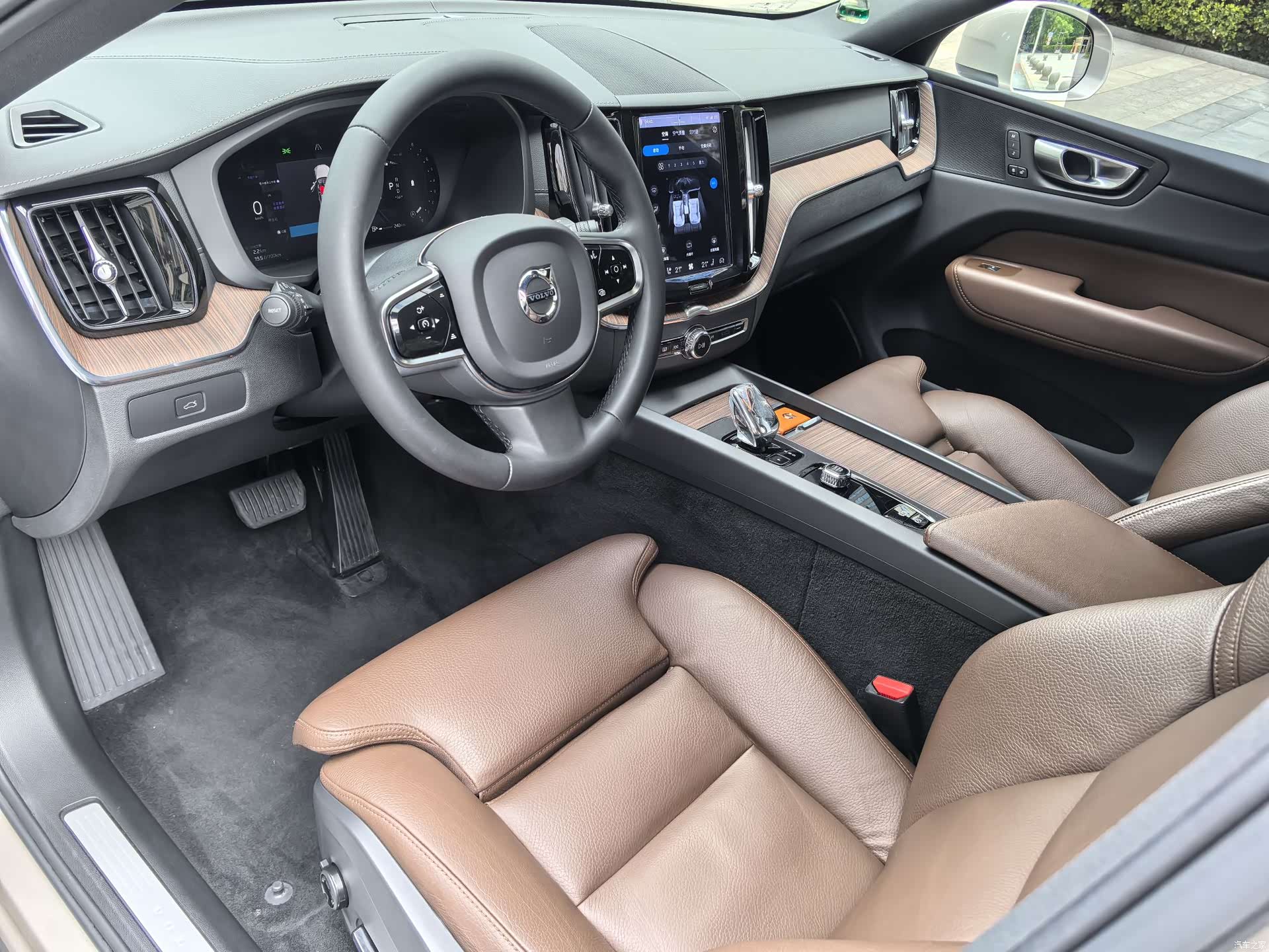 Volvo XC60, 2023 24