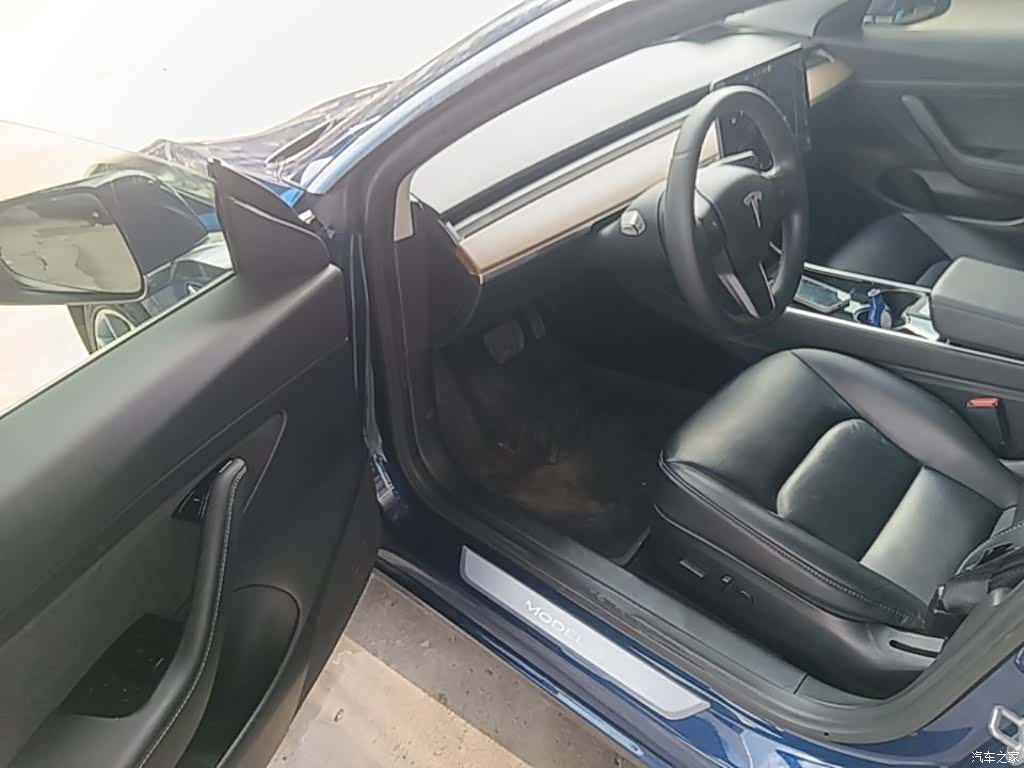 Tesla Model 3, 2020 16